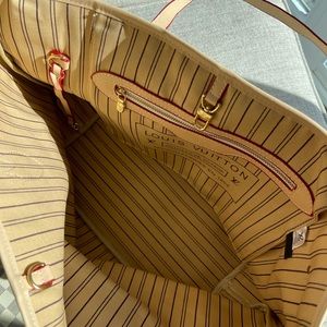 Fake LV bag. New! Never used with small bag and dust cover